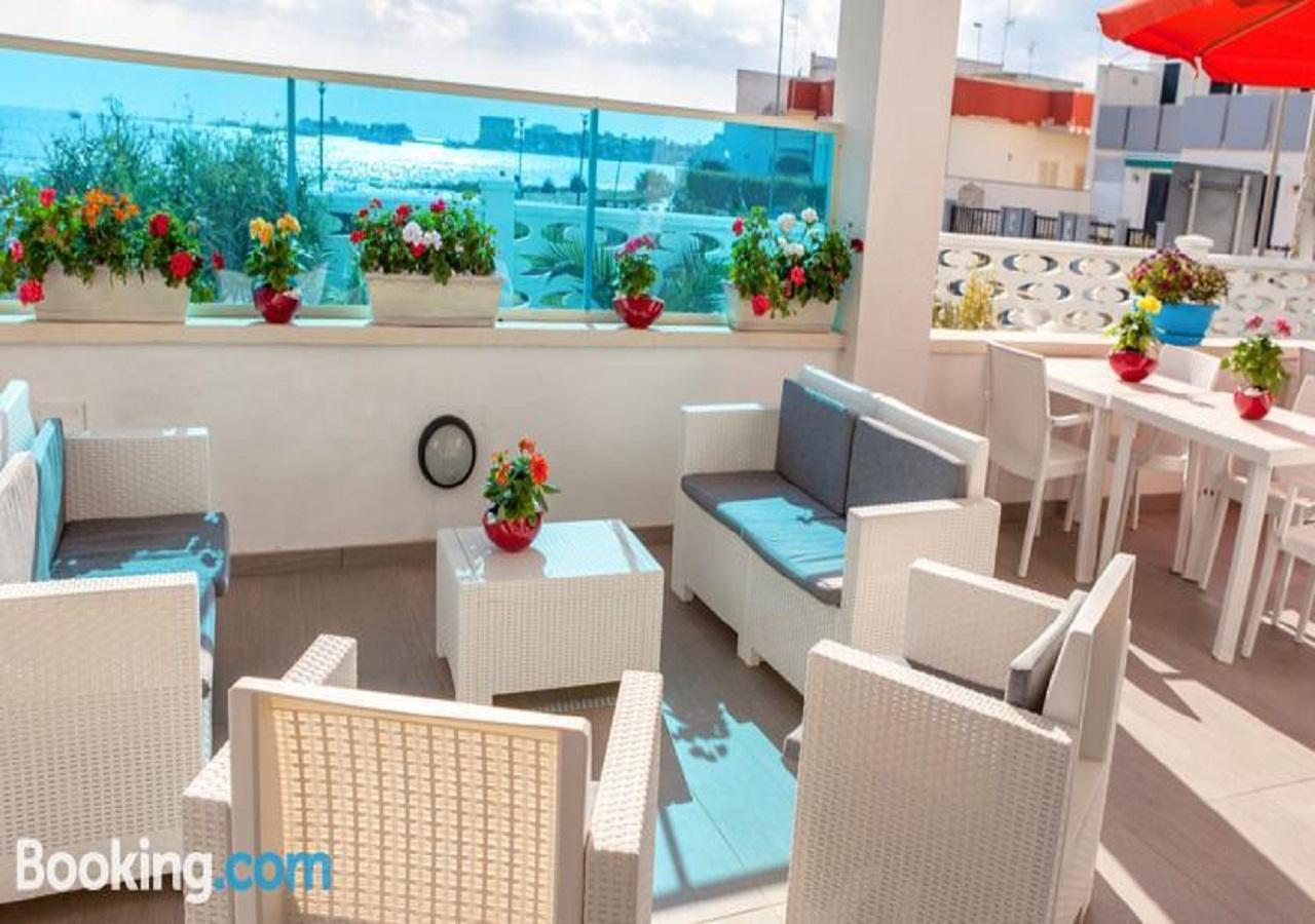 Bed and Breakfast Estasi sul mare Porto Cesareo Exterior foto
